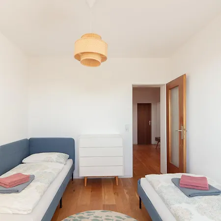 Sonnenberg - Penthouse Feeling Mit Panorama-aussicht * אוברלינגן